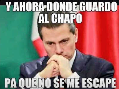Imagen del Presidente de México pensativo
